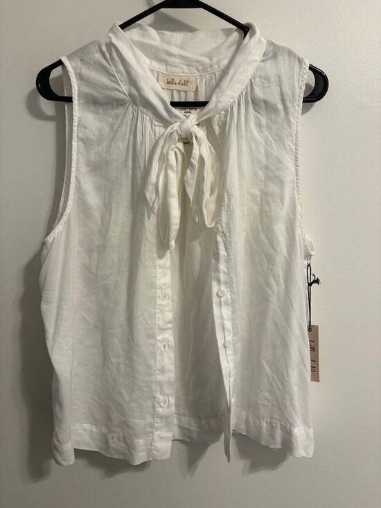 Bella Dahl Tops - Bella Dahl White Sleeveless Button Down Tie Neck Blouse